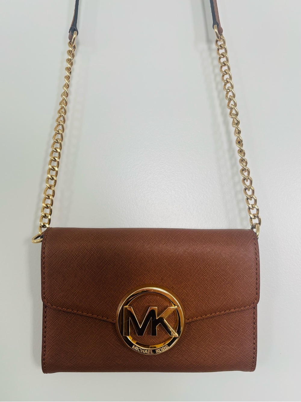 Michael Kors Hudson Crossbody Bag in Acorn Brown